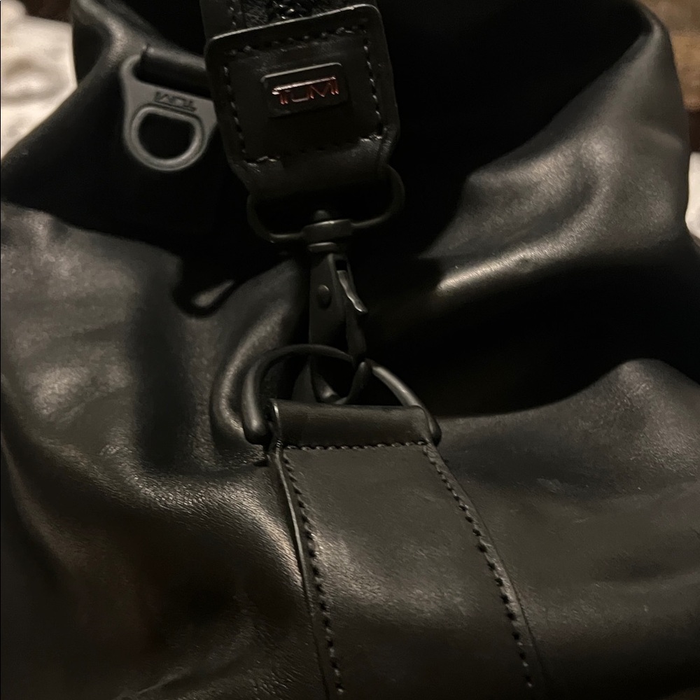 Tumi Alpha 2 Small soft leather travel Satchel - Picture 10 of 15